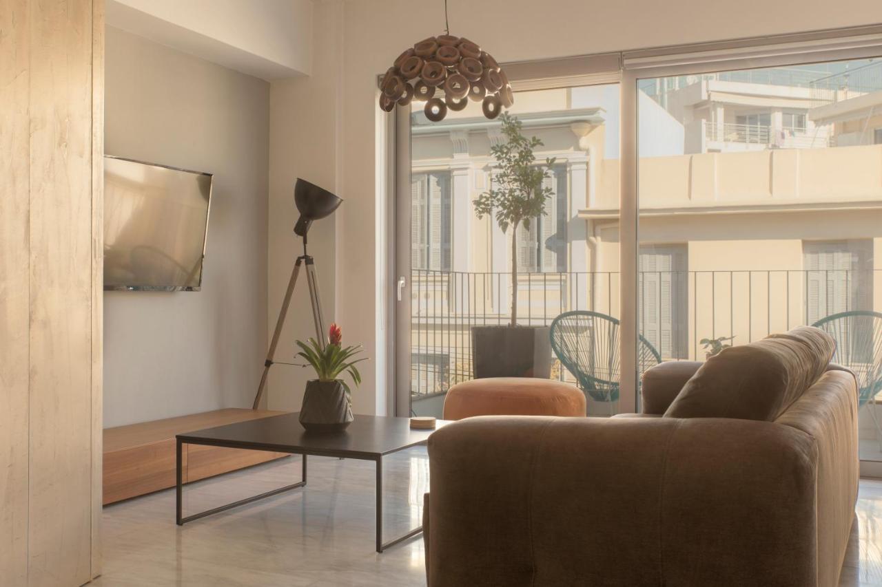 Luxury Apt With Parking-Living Stone Silver Атина Екстериор снимка
